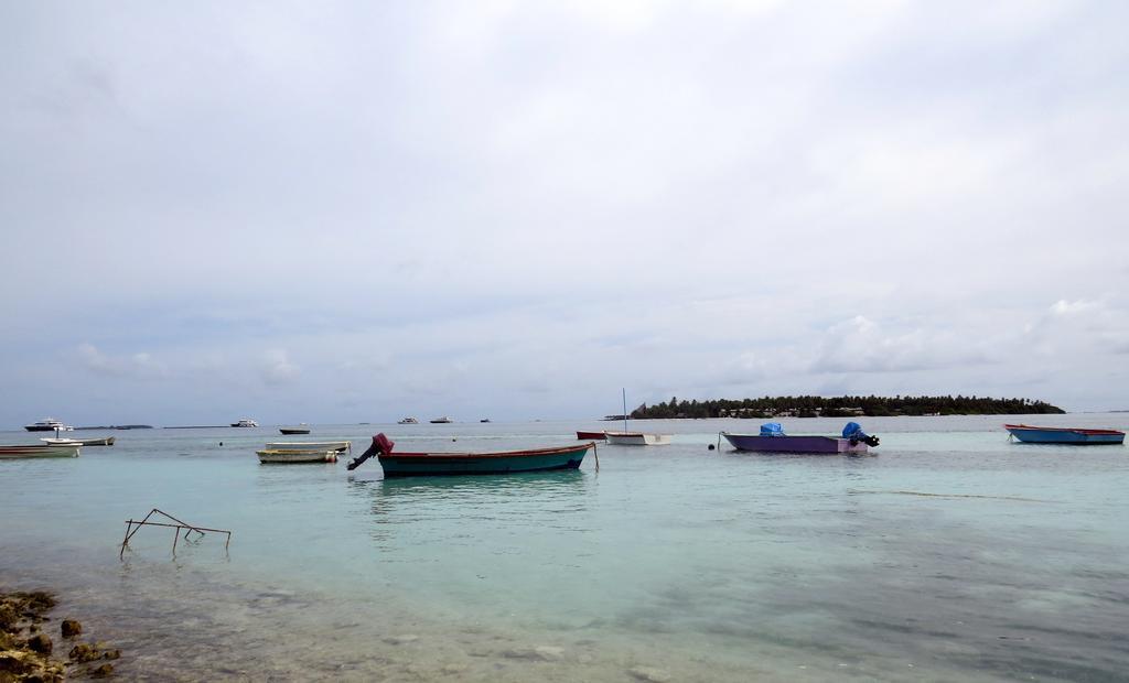 Coral Queen Inn هولهومالي المظهر الخارجي الصورة